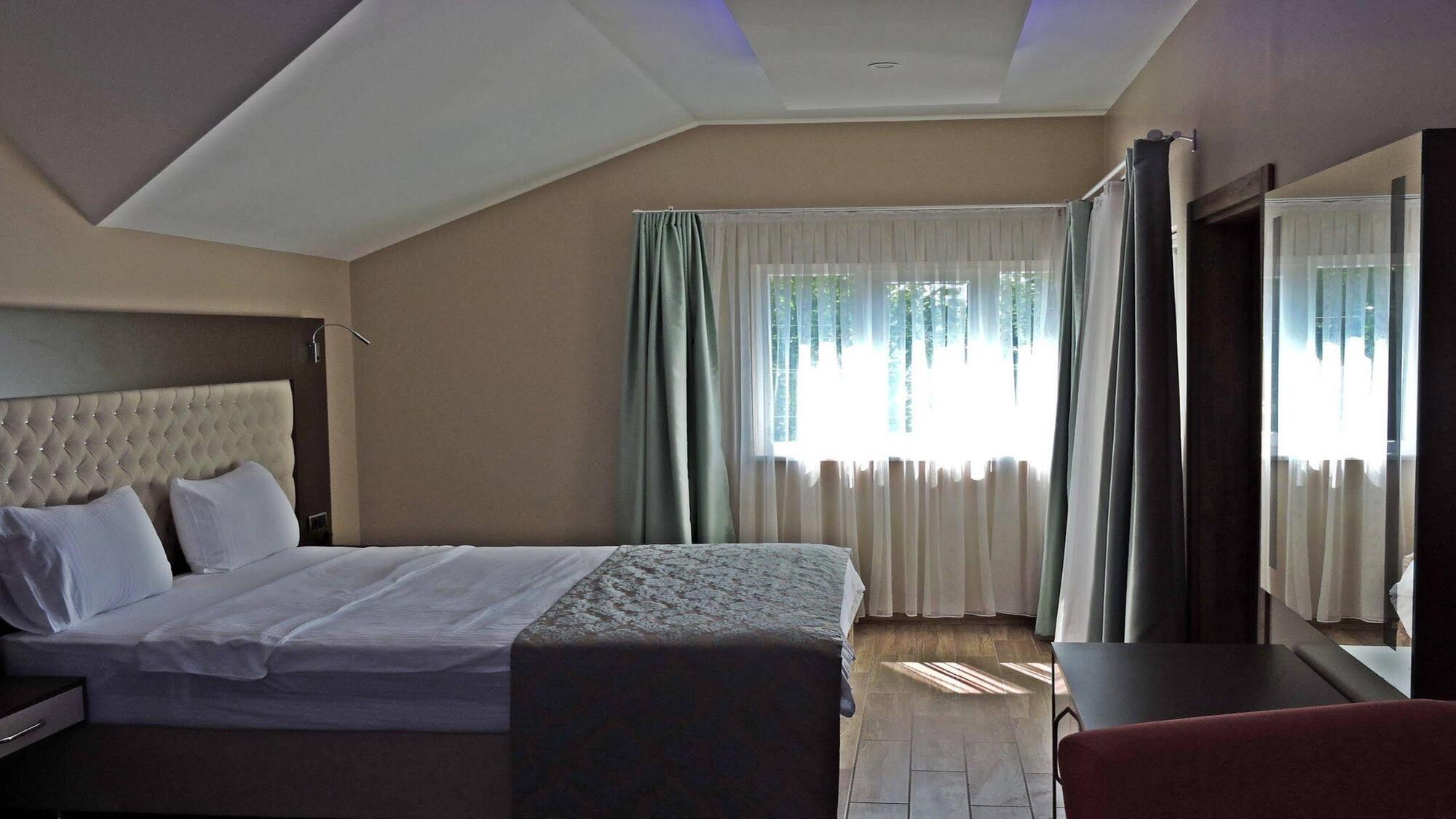 Senler Boutique Hotel Сапанджа Екстериор снимка